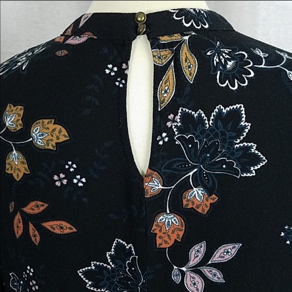 Maurices Large Fall and Leaves Long-Sleeve Fall Shirt - Picture 13 of 13